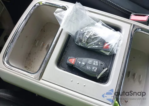 2013 Chrysler Town & Country Touring from USA, damaged, VIN 2C4RC1BG4DR629853